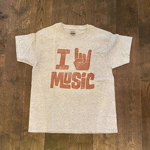 Youth Graphic Tee, M, Gray w Brown lettering, NWOT